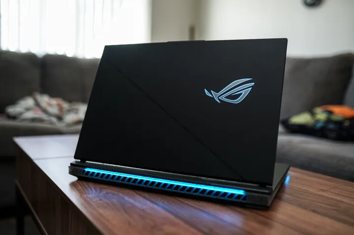 gaming laptop